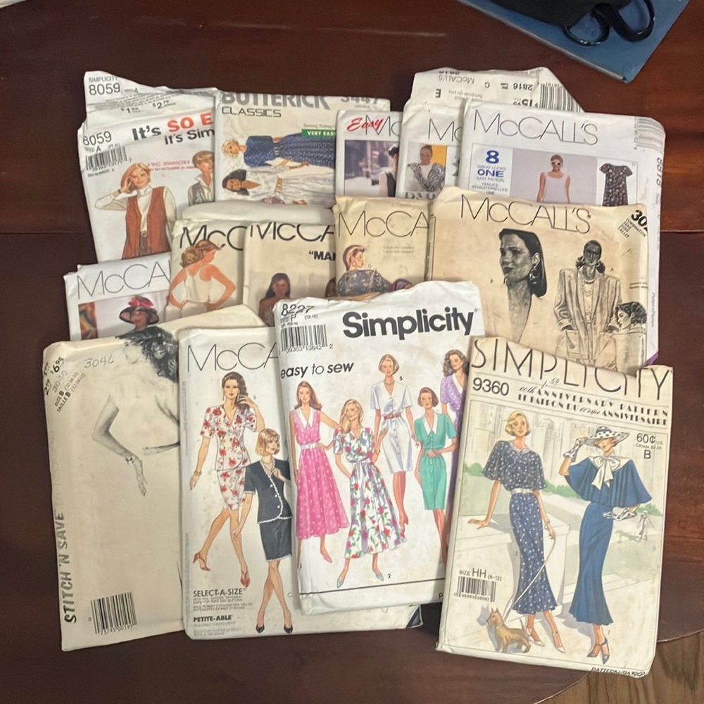 Lot of 14 Vintage Women's Sewing Patterns 1980s 90s unsearched